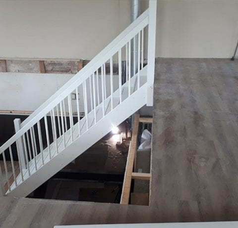 Twee trappen voor Barista Café Emmen