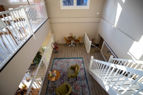 Twee trappen voor Barista Café Emmen