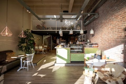 Twee trappen voor Barista Café Emmen