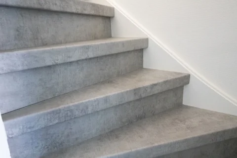 Trap zonder leuning