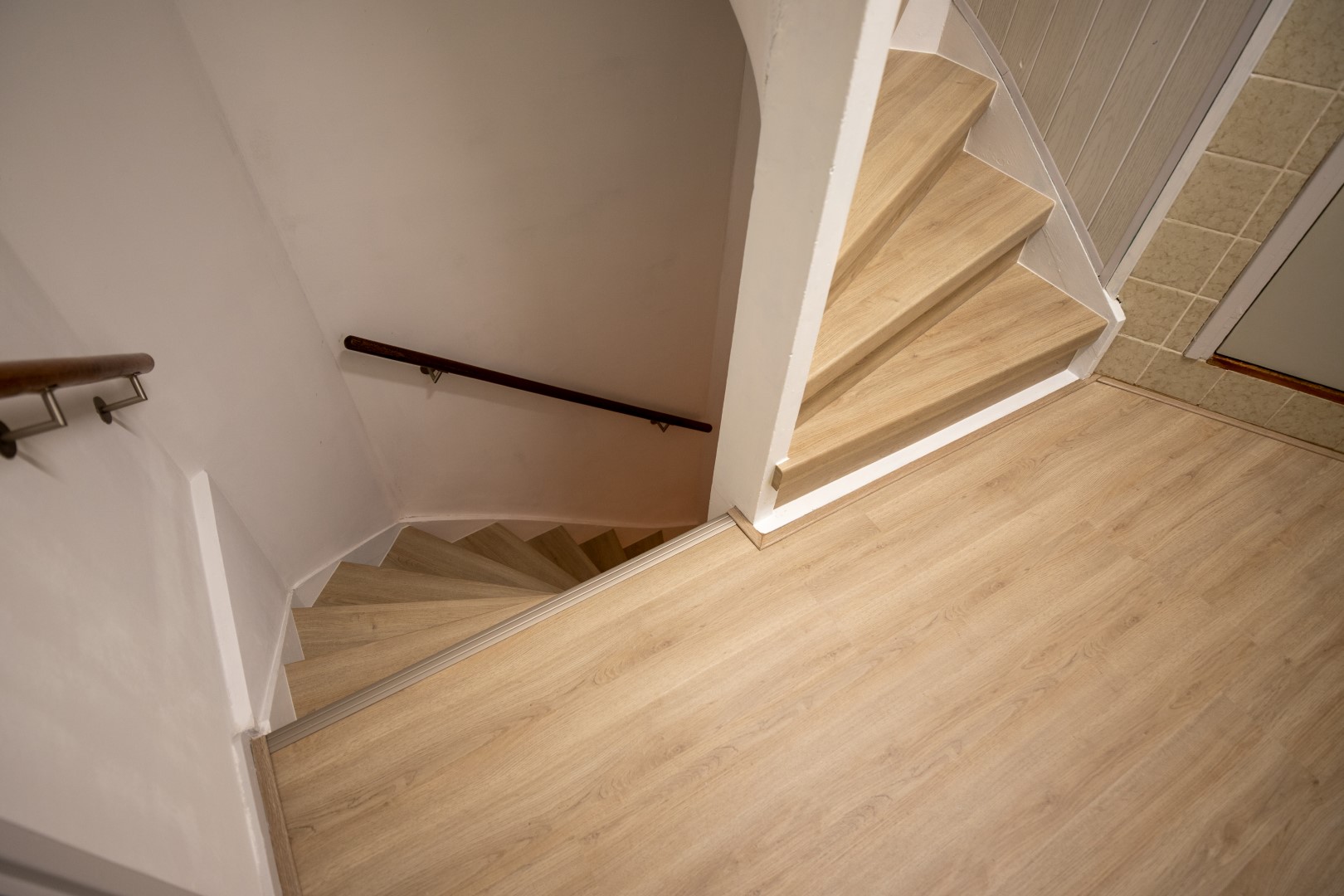 HPL vloer 4080 van De Vries Trappen